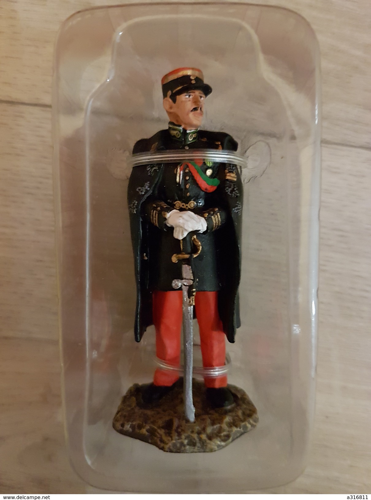 Figurine Capitaine Du 3e REL 1931 - Militaires