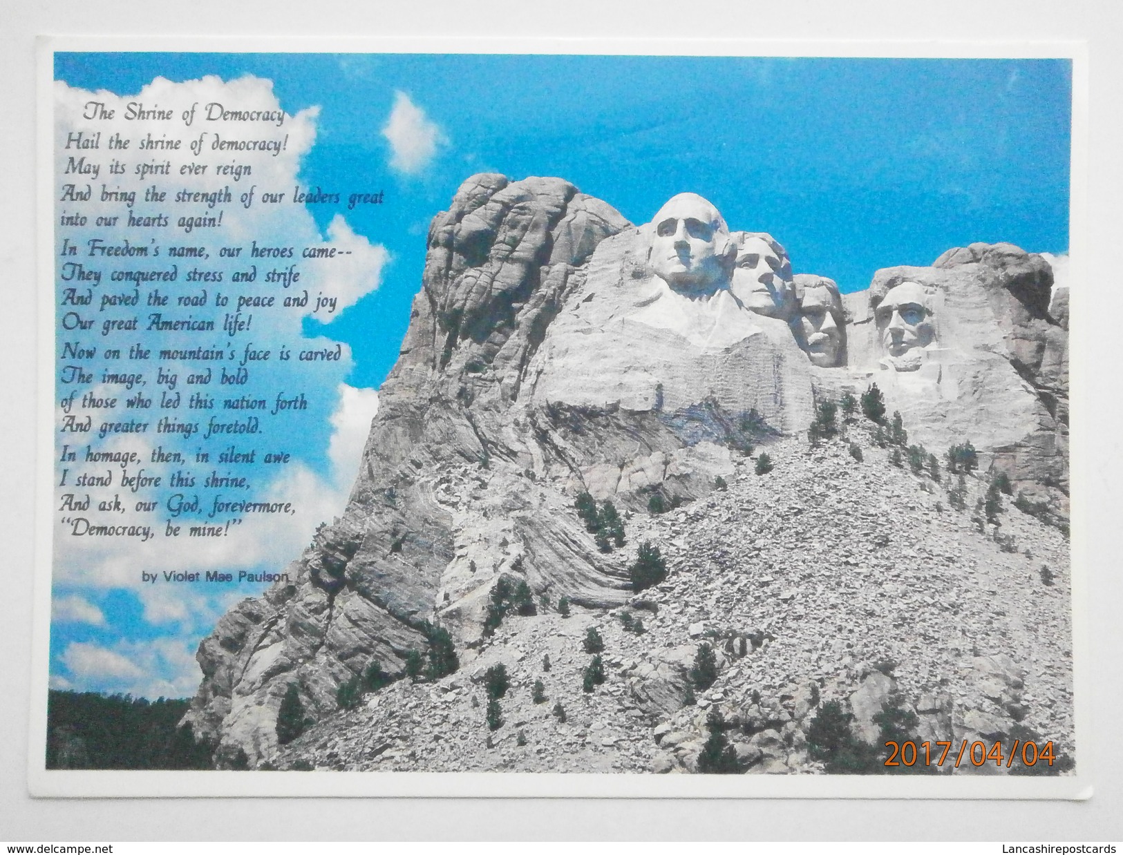 Postcard The Shrine Of Democracy Mount Rushmore National Memorial South Dakota  My Ref B2887 - Mount Rushmore