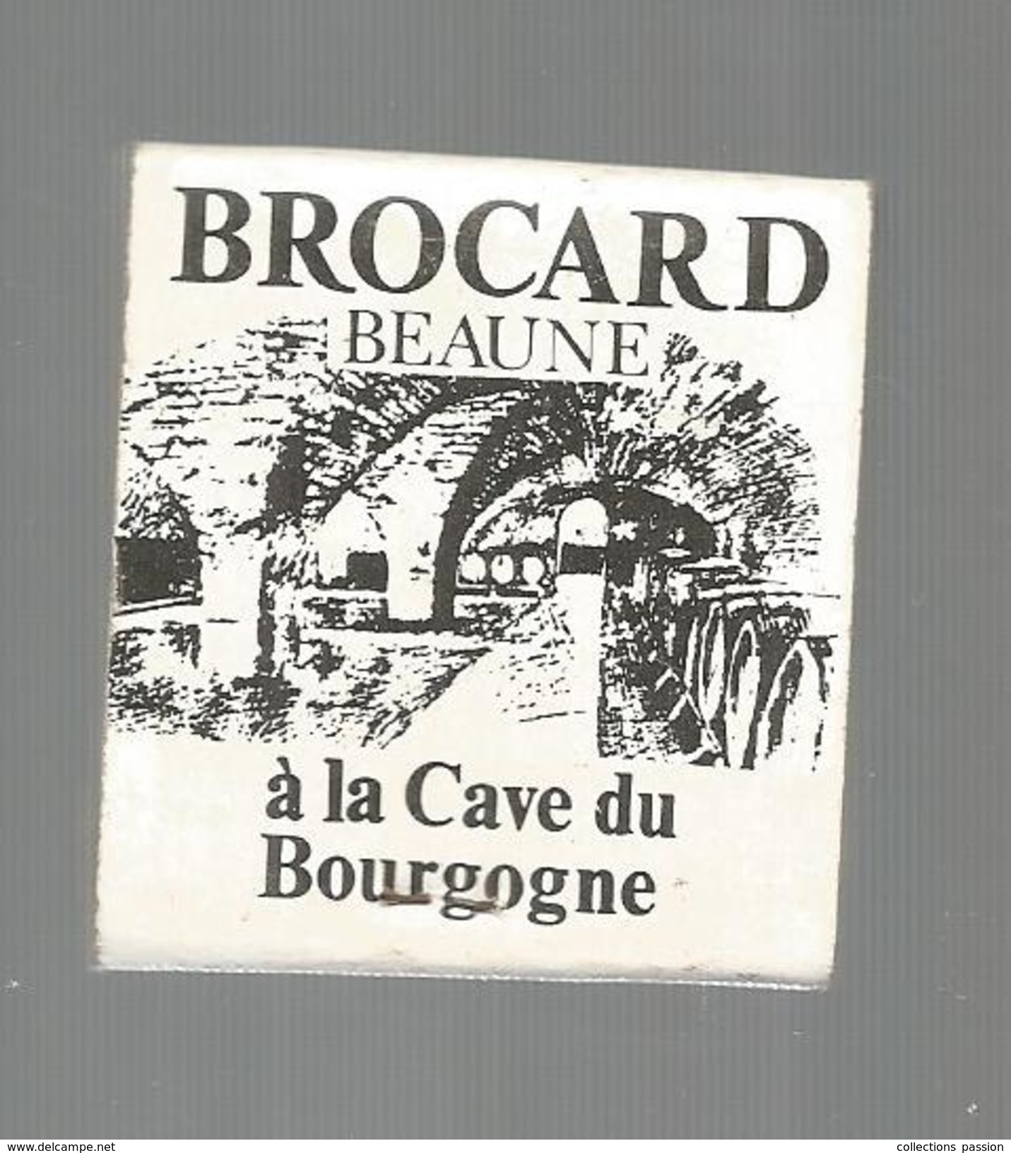 G-I-E , Tabac , Boites , Pochette D'ALLUMETTES , Publicité , 2 Scans , Cave De Bourgogne , Brocard , Beaune - Luciferdozen