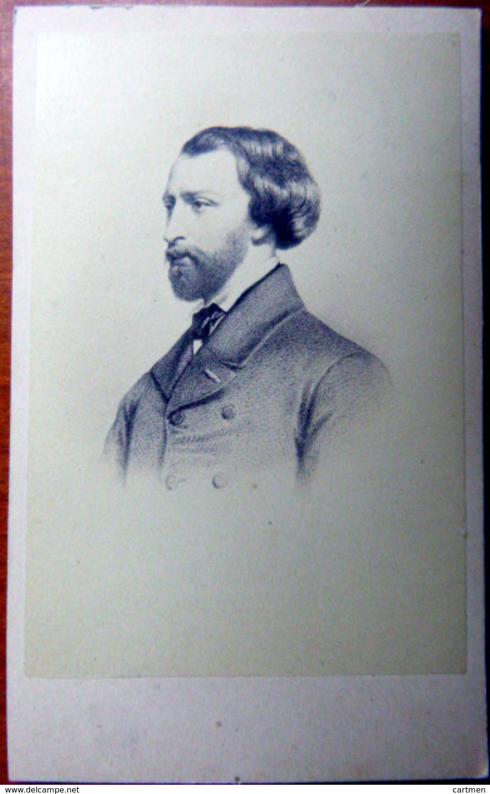 PORTRAITS  CELEBRITES ALFRED DE MUSSET D'APRES UN  TABLEAU PHOTO FORMAT CARTE DE VISITE VERS 1865 - Célébrités