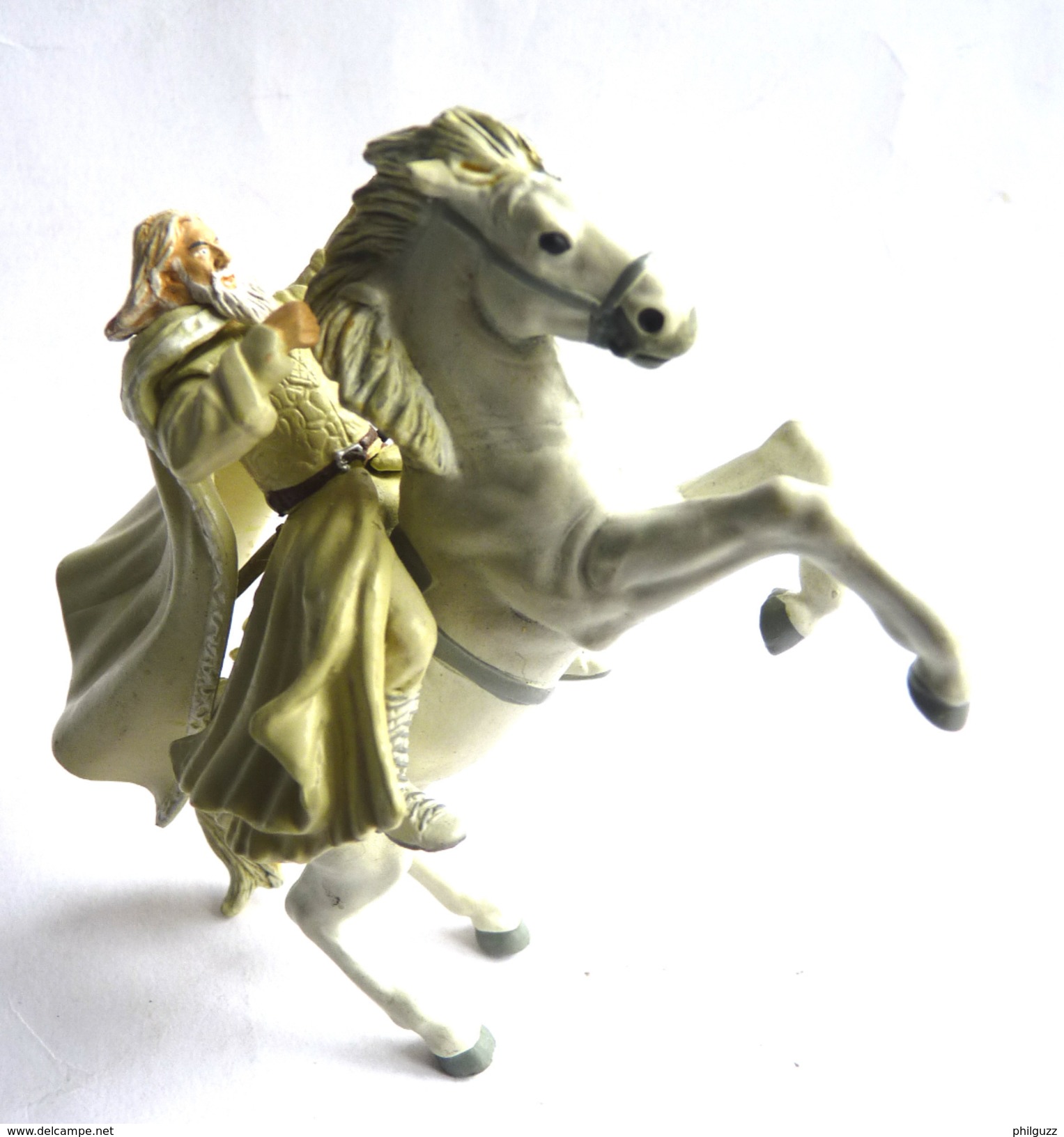 FIGURINE SEIGNEUR DES ANNEAUX GANDALF LE BLANC On HORSEBACK PLAY ALONG 2003 Incomplet - El Señor De Los Anillos