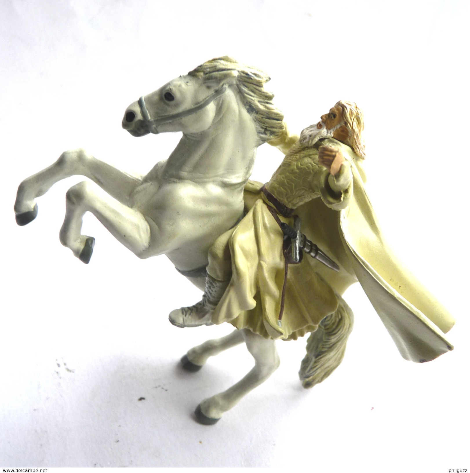 FIGURINE SEIGNEUR DES ANNEAUX GANDALF LE BLANC On HORSEBACK PLAY ALONG 2003 Incomplet - El Señor De Los Anillos