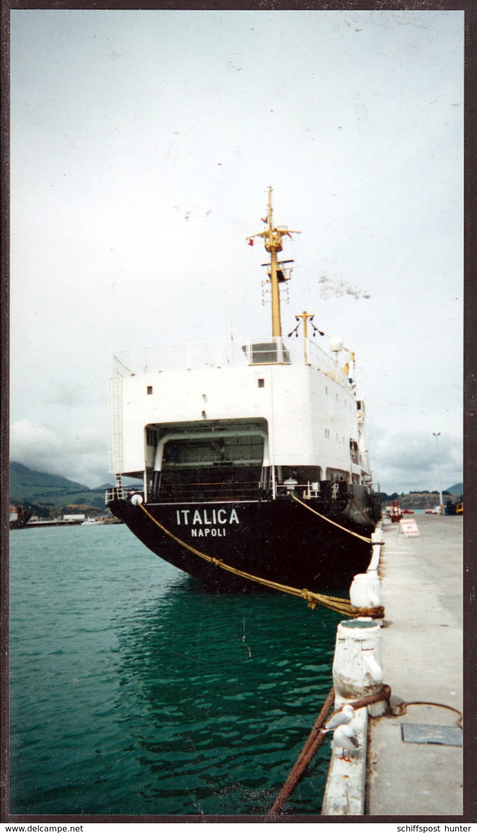 ANTARCTIC,ITALIA, KODAK Original Color-Photo, 17,5 X 10,00 Cm"MS ITALICA" In Port  !! 3.4-13 - Antarctische Expedities