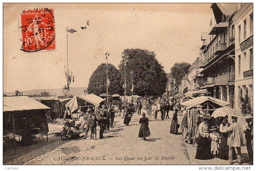 76 CAUDEBEC-en-CAUX Les Quais Un Jour De Marché (timbre Perforé CNE) - Caudebec-en-Caux