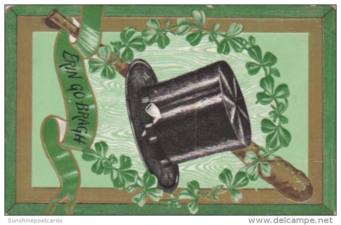 Saint Patrick's Day Erin Go Bragh With Shamrocks &amp; Tophat - Saint-Patrick