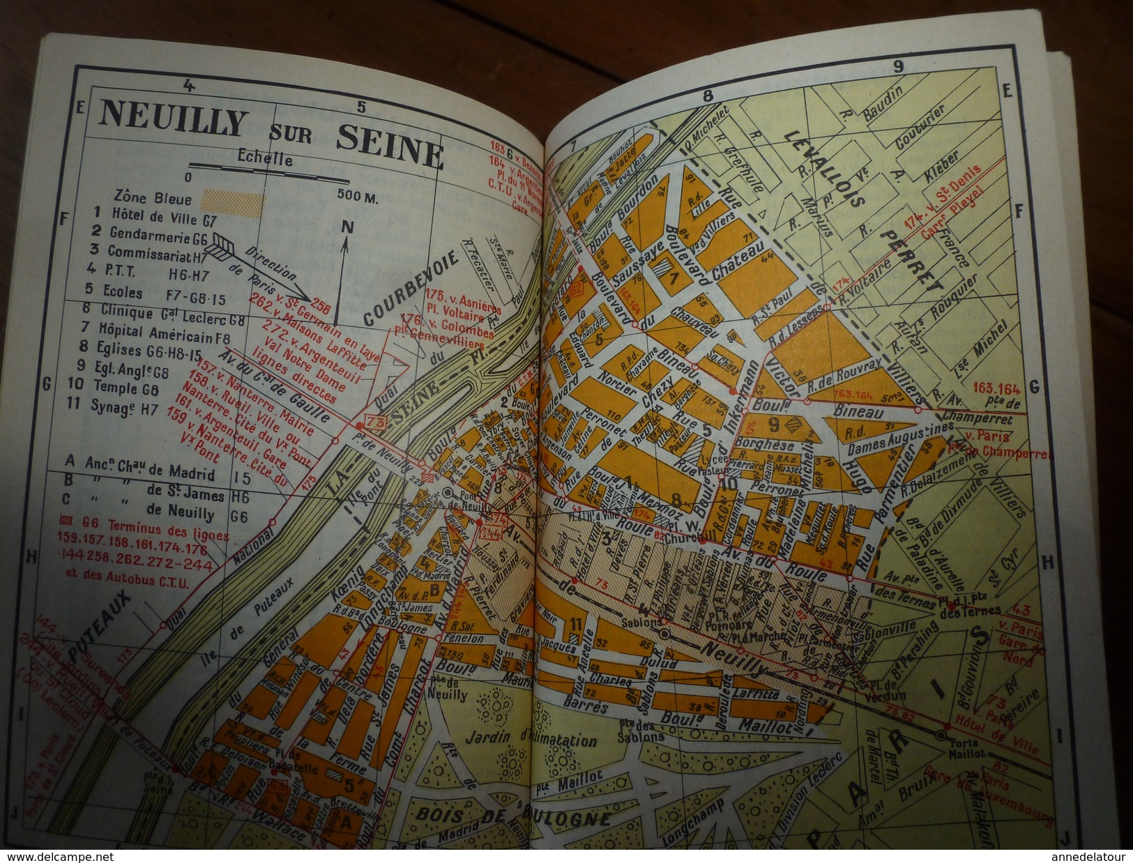 L'indispensable  PARIS par Arrondissement  METRO- AUTOBUS- BANLIEUE