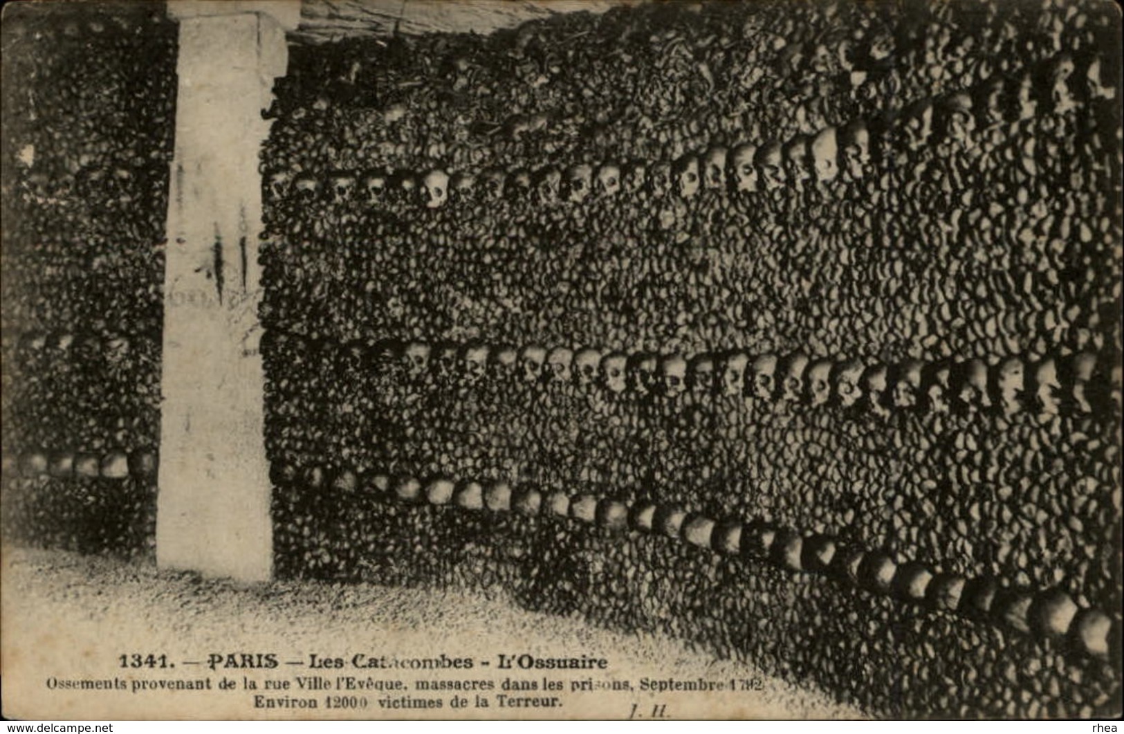 MORTUAIRE - Tête De Mort - Squelette - Crypte - Ossements - PARIS - Catacombes - Autres & Non Classés