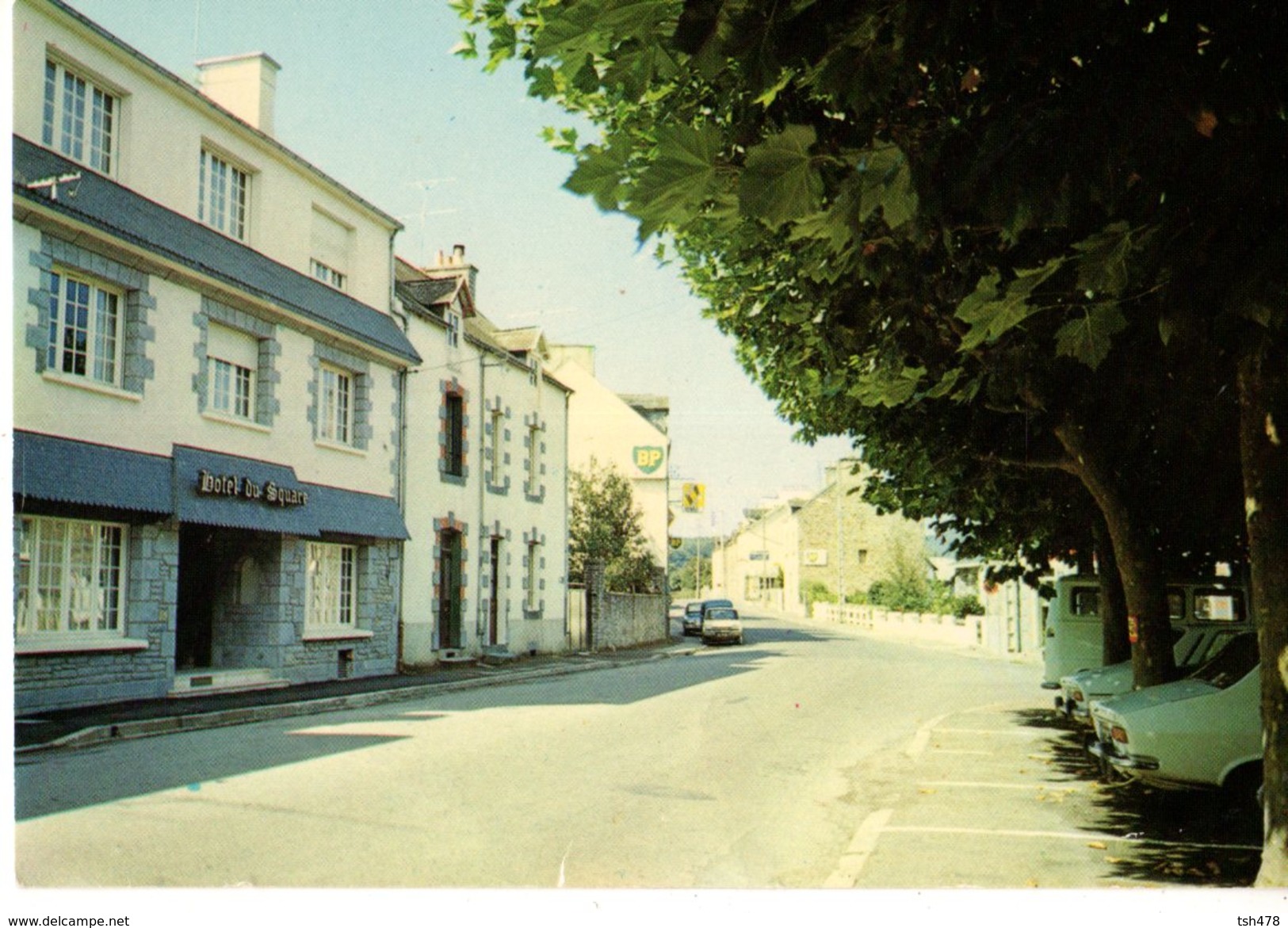 56----LA GACILLY---hôtel Du Square--voir 2 Scans - La Gacilly