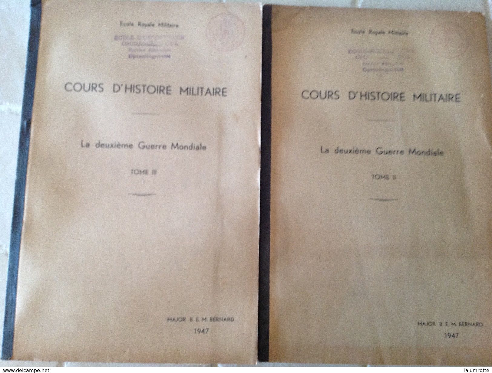 PAD. 32. Cours D'histoire Militaire Tome 2 & 3. - Français