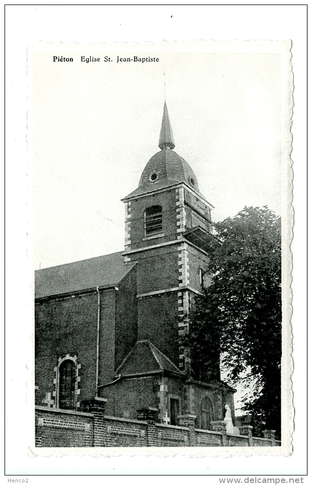 Piéton - Eglise St. Jean-Baptiste - Chapelle-lez-Herlaimont