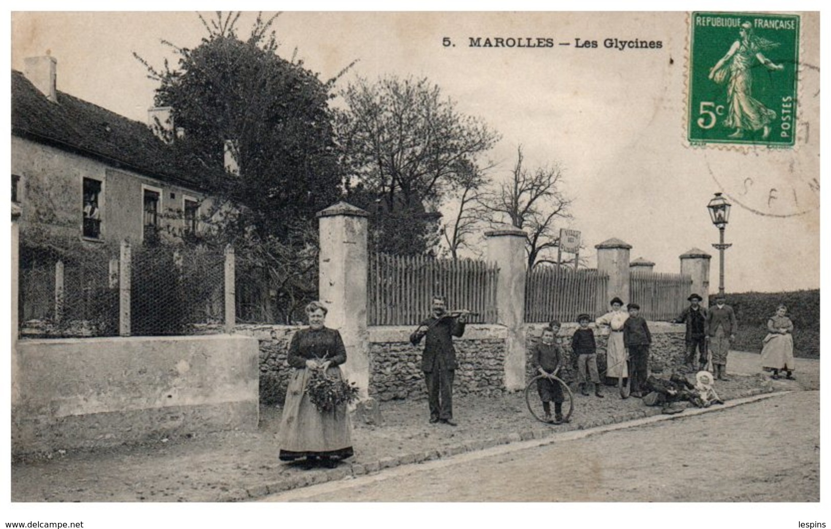 94 - MAROLLES -- Les Glycines - Marolles En Brie