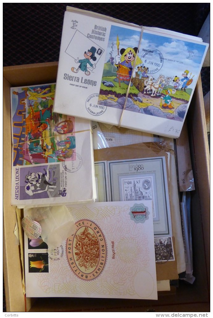 ACCUMULATION In Carton Incl. 100's World Covers, Stamps On Leaves And In Packets Etc. - Otros & Sin Clasificación