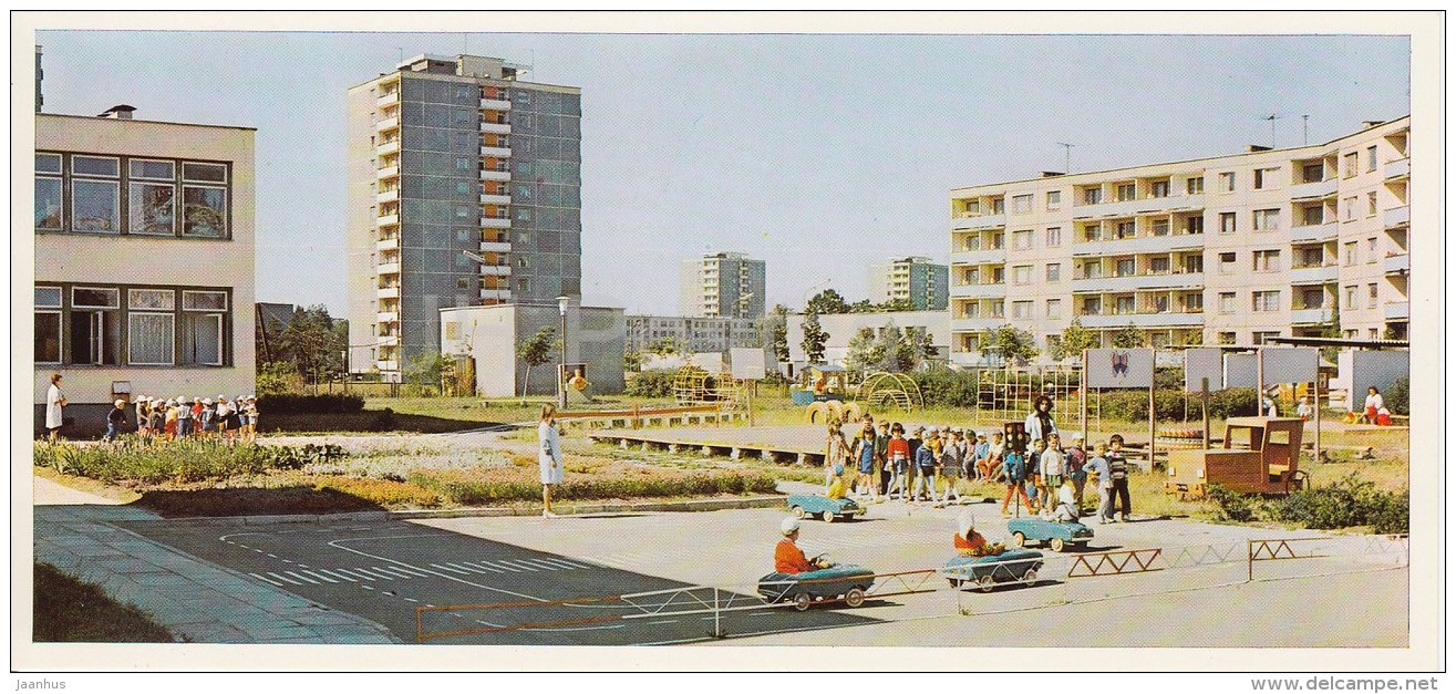 Kindergarten Playground - Children - Vilnius - Lithuania USSR - 1979 - Unused - Litouwen