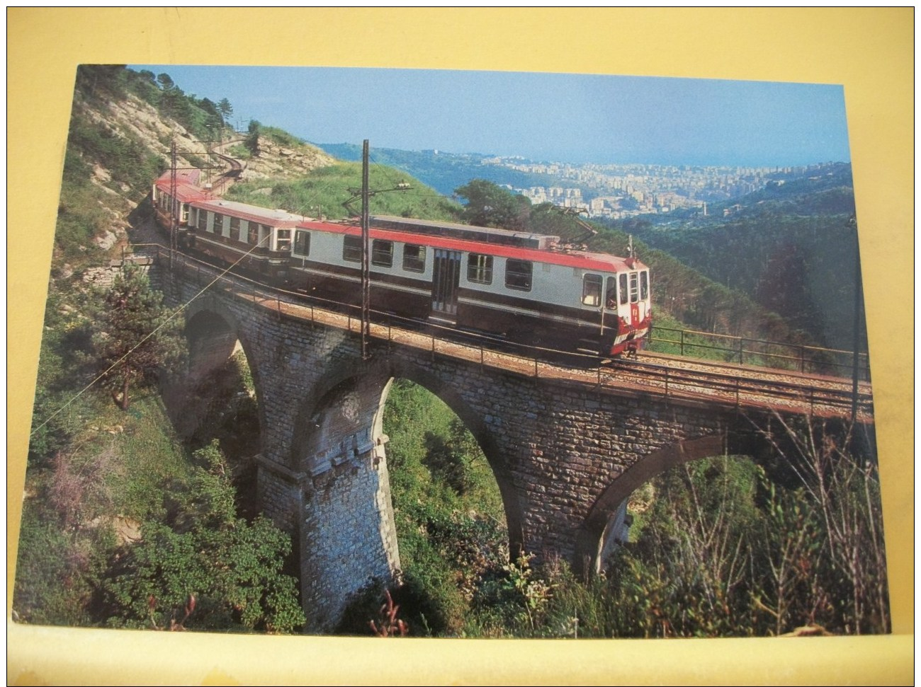 TRAIN 9606 - ITALIE - FERROVIA GENOVA-CASELLA - L'ELETTROMOTRICE A3, RICOSTRUITA CON AZIONAMENTO ELETTRICO A CHOPPER,... - Trenes