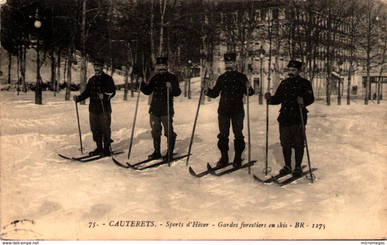 CAUTERETS - Sports D'hiver - Gardes Forestiers En Skis - En L'état - Cauterets