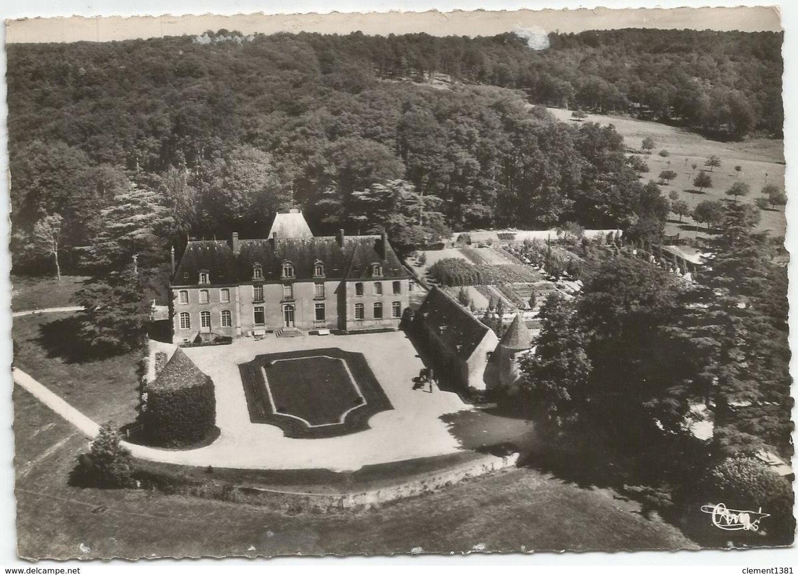 L'hermitiere Vue Aerienne Le Chateau Circulee En 1955 - Autres & Non Classés