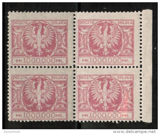 POLAND  Scott # 213* VF MINT  Block Of 4 (1 STAMP HINGED AND 3 NEVER HINGED) - Unused Stamps