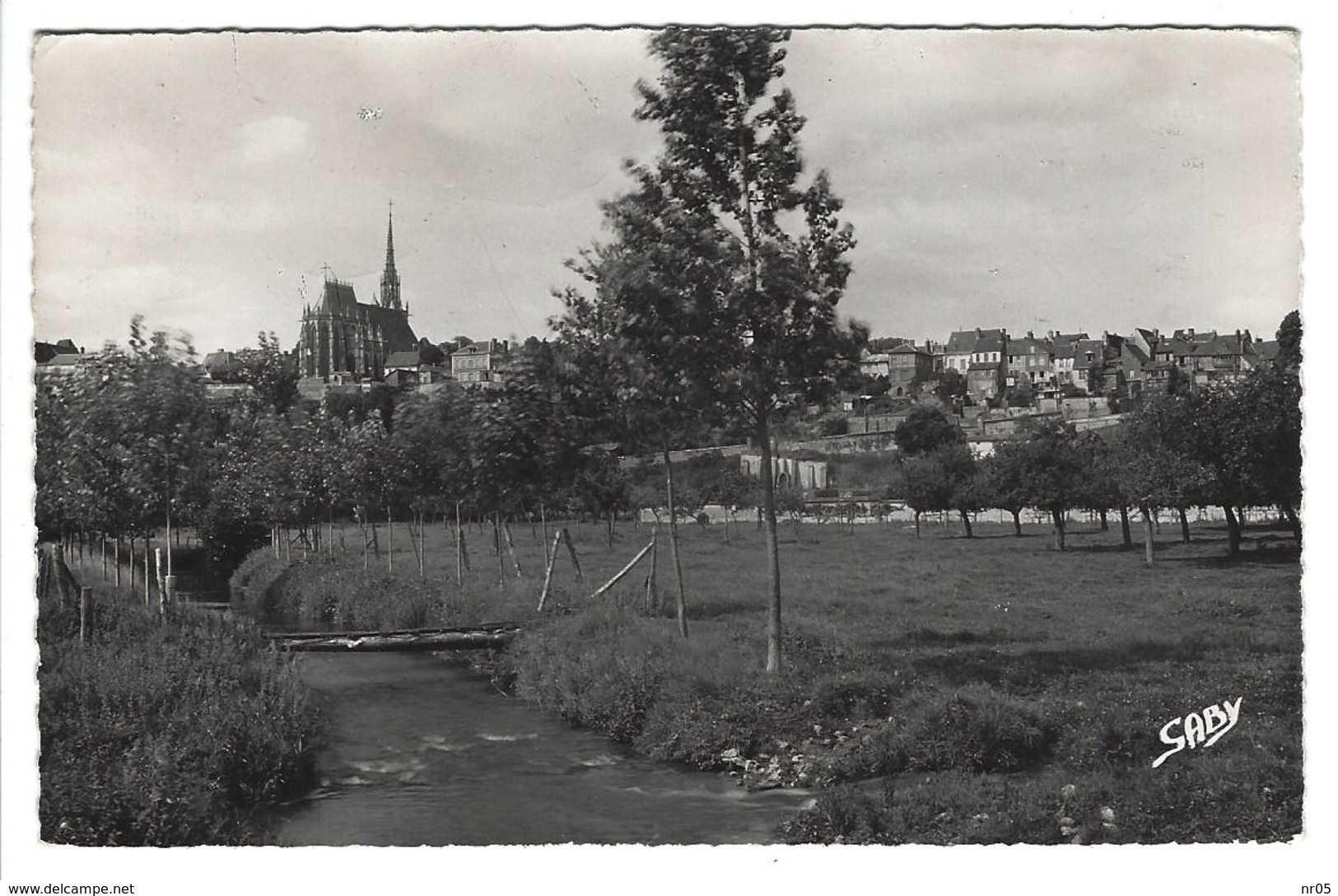 CPSM 27 ( Eure ) - CONCHES - Vue D'ensemble Et Le Rouloir - Conches-en-Ouche