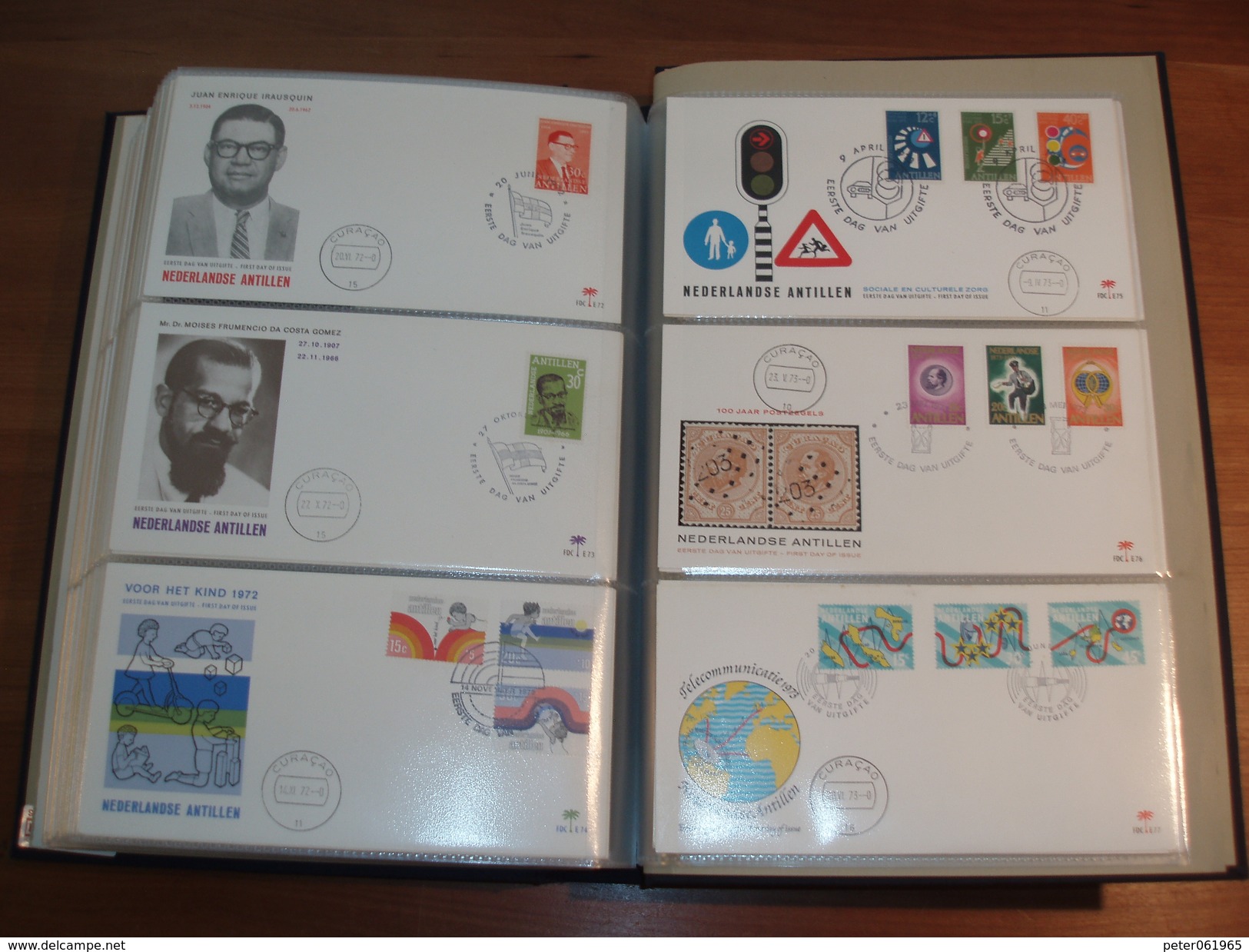 2 Nette DAVO FDC albums met 415 FDC's Nederland, Nederlandse Antillen en Suriname