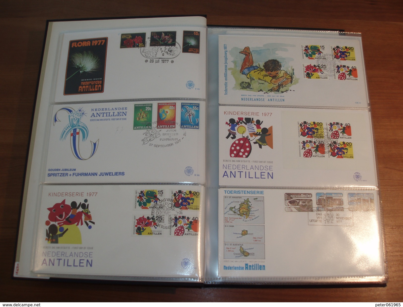 2 Nette DAVO FDC albums met 415 FDC's Nederland, Nederlandse Antillen en Suriname