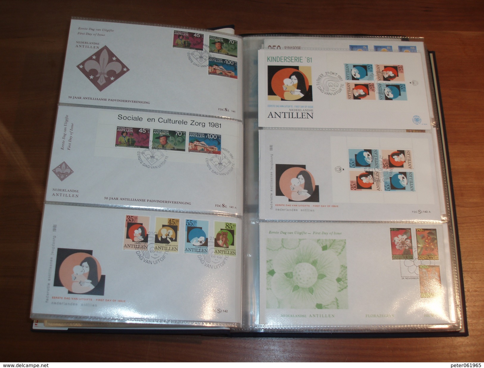 2 Nette DAVO FDC albums met 415 FDC's Nederland, Nederlandse Antillen en Suriname