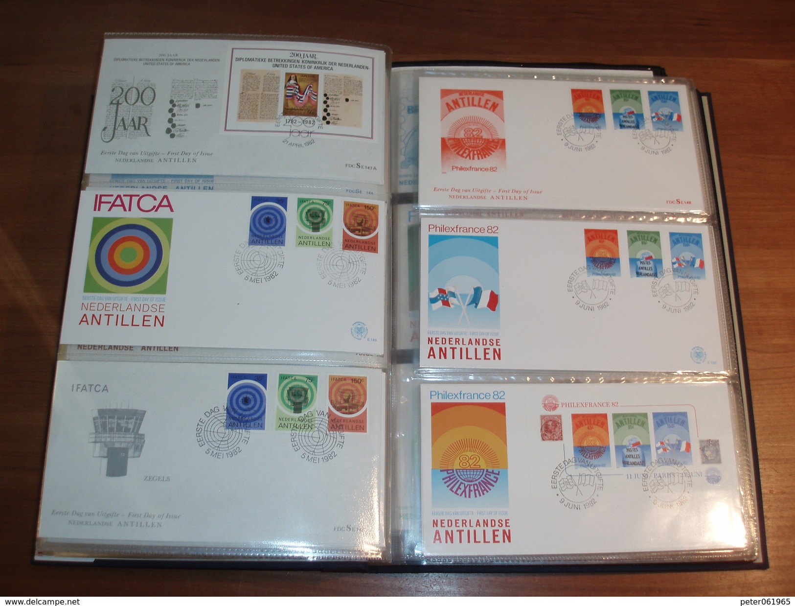 2 Nette DAVO FDC albums met 415 FDC's Nederland, Nederlandse Antillen en Suriname