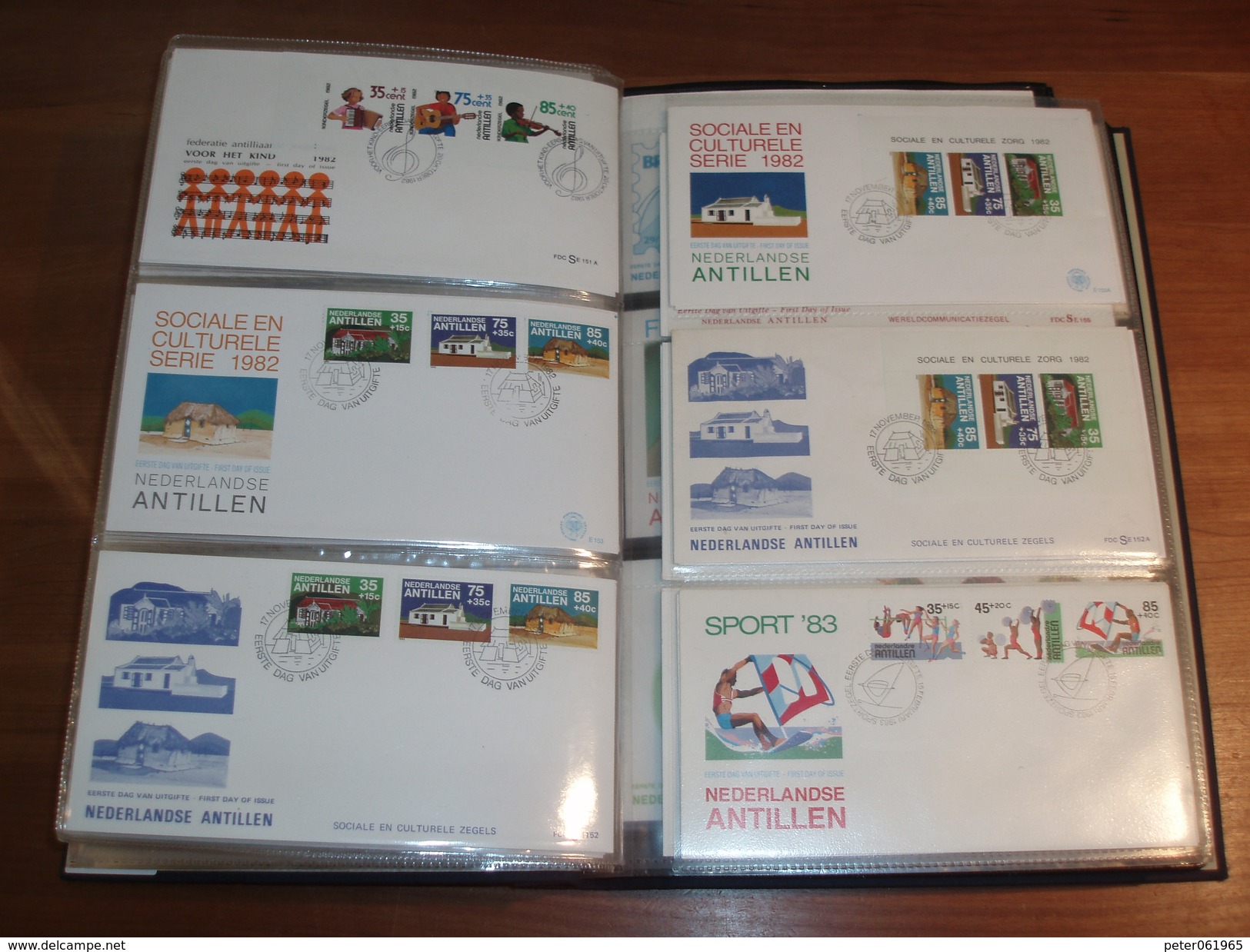 2 Nette DAVO FDC albums met 415 FDC's Nederland, Nederlandse Antillen en Suriname