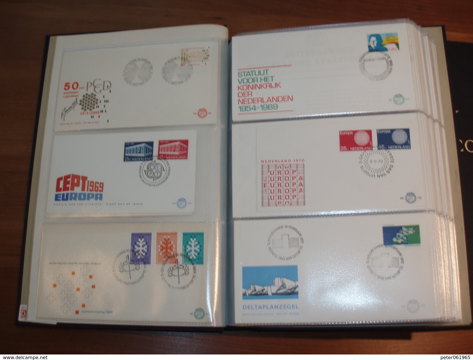 2 Nette DAVO FDC albums met 415 FDC's Nederland, Nederlandse Antillen en Suriname