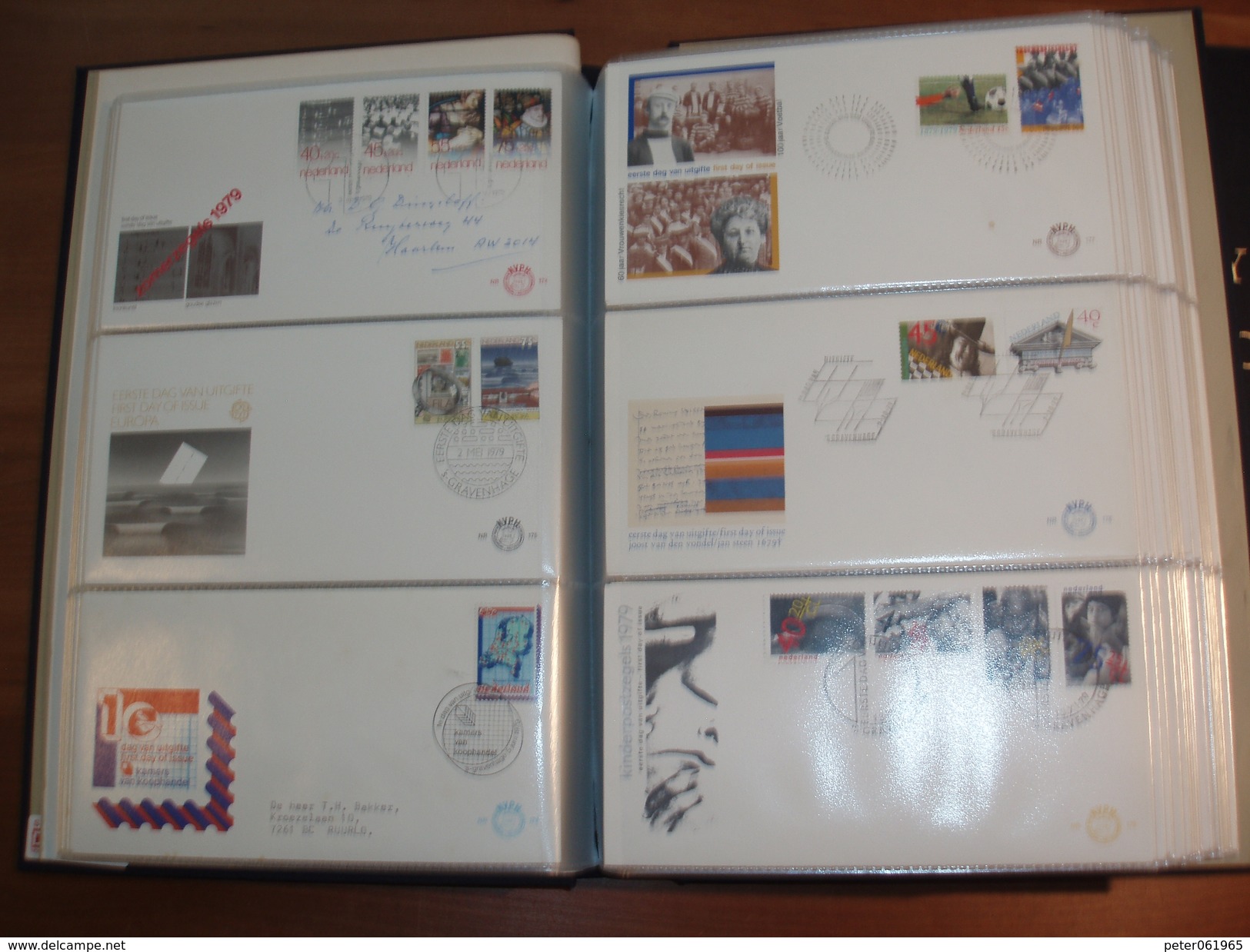 2 Nette DAVO FDC albums met 415 FDC's Nederland, Nederlandse Antillen en Suriname