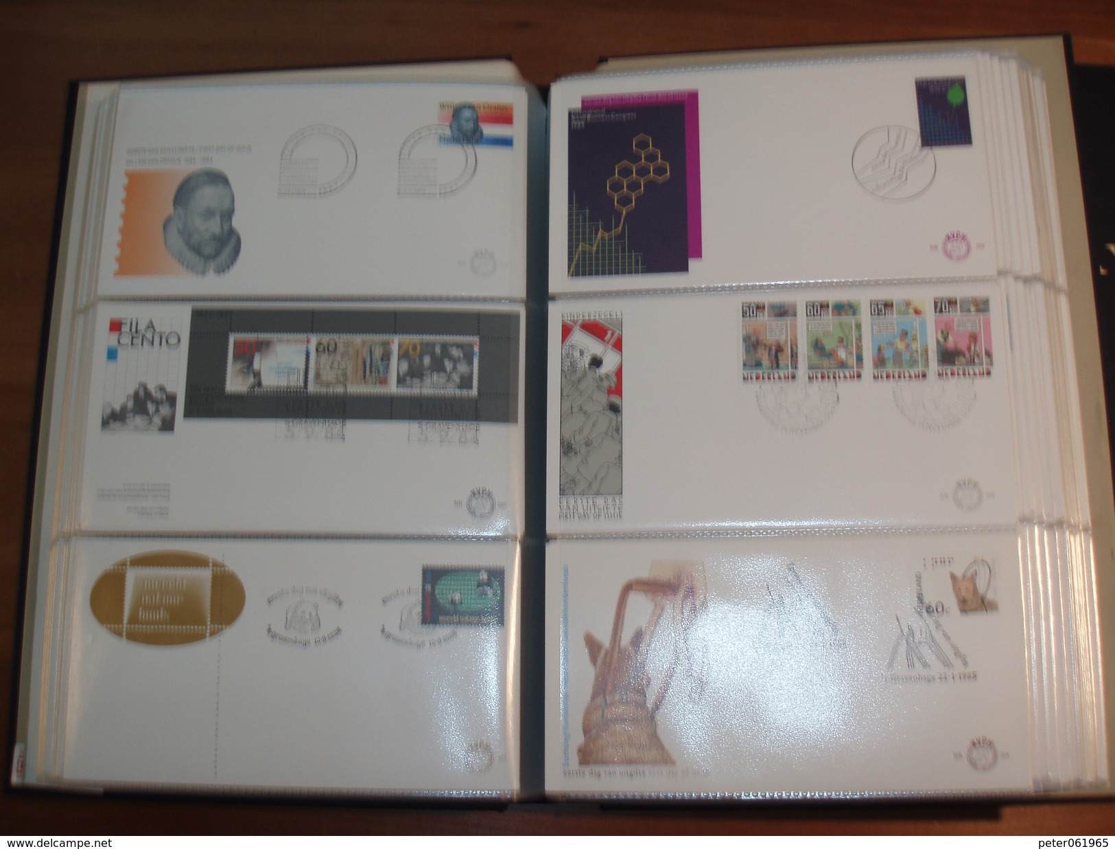 2 Nette DAVO FDC albums met 415 FDC's Nederland, Nederlandse Antillen en Suriname