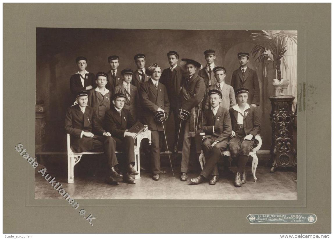 Studentika Burschenschaft Silesia Teschen Schlesien Lot Mit 2 Fotos Auf Karton I-II - Ohne Zuordnung