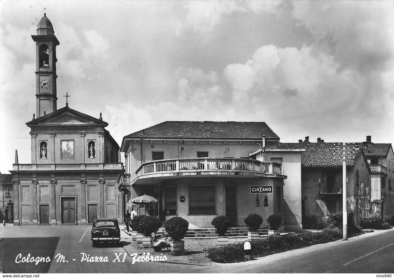 COLOGNO MONZESE (MI) - PIAZZA XI FEBBRAIO - F/G - V: 1960 - Insegna CINZANO - Cologno Monzese