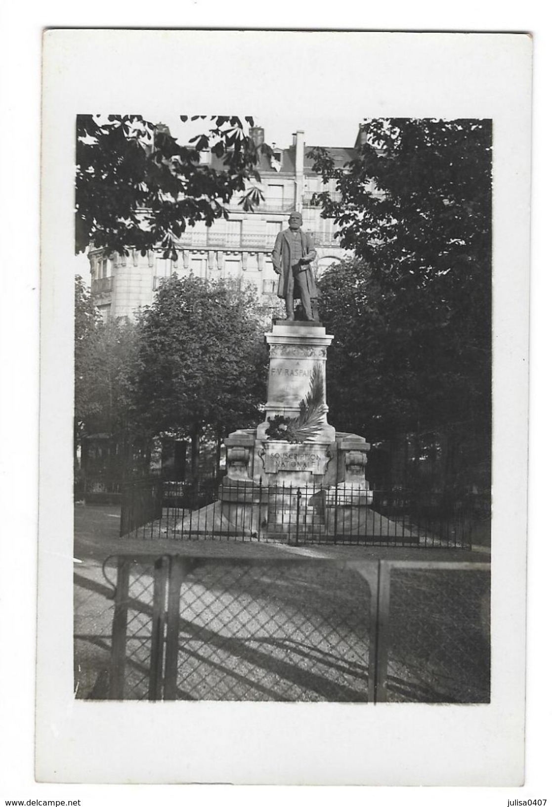 PARIS (75) Carte Photo Statue De Raspail - District 14