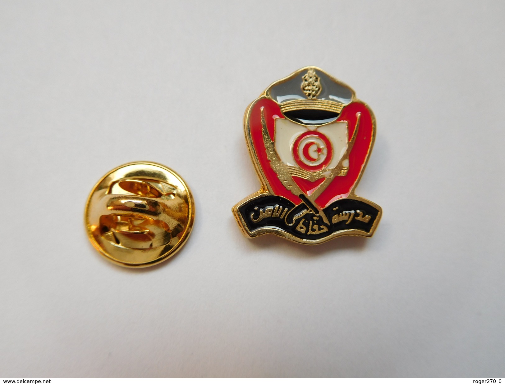 Superbe Pin's , Armée Militaire , Police Turque , Turquie - Militaria