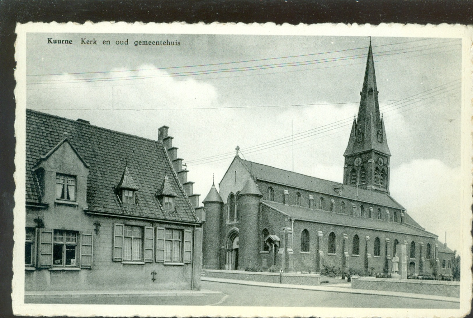 Kuurne  :   Kerk En Oud Gemeentehuis - Kuurne