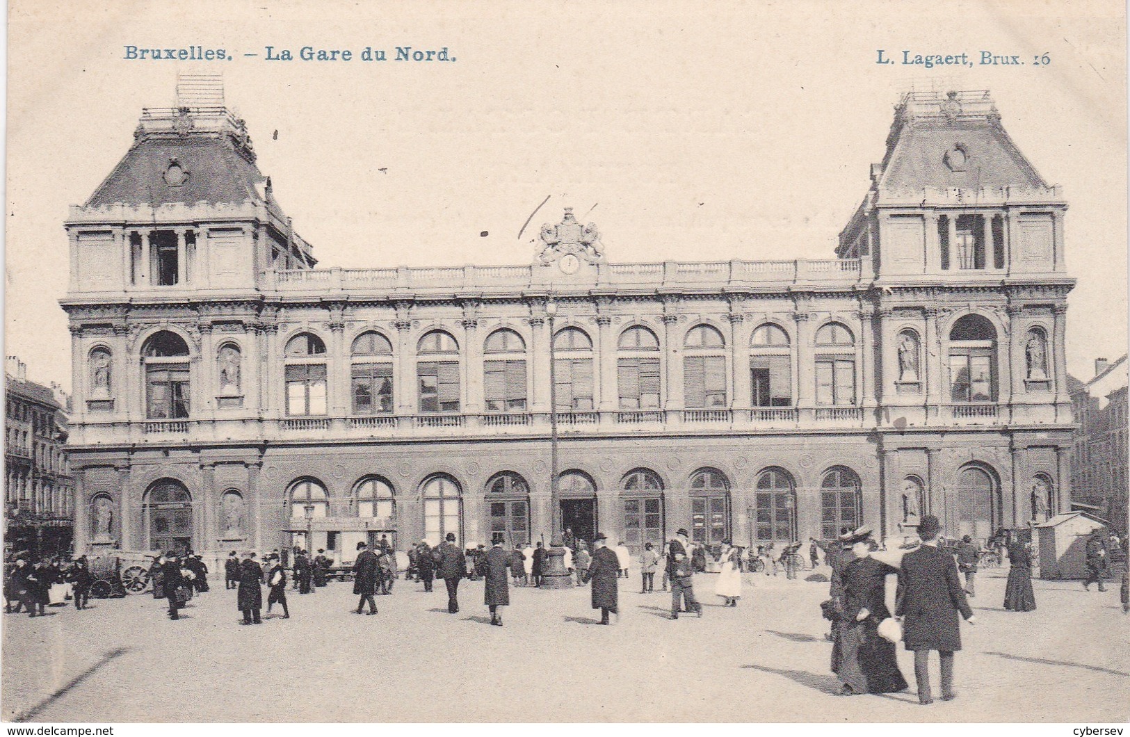 BRUXELLES - La Gare Du Nord - Animé - Public Transport (surface)