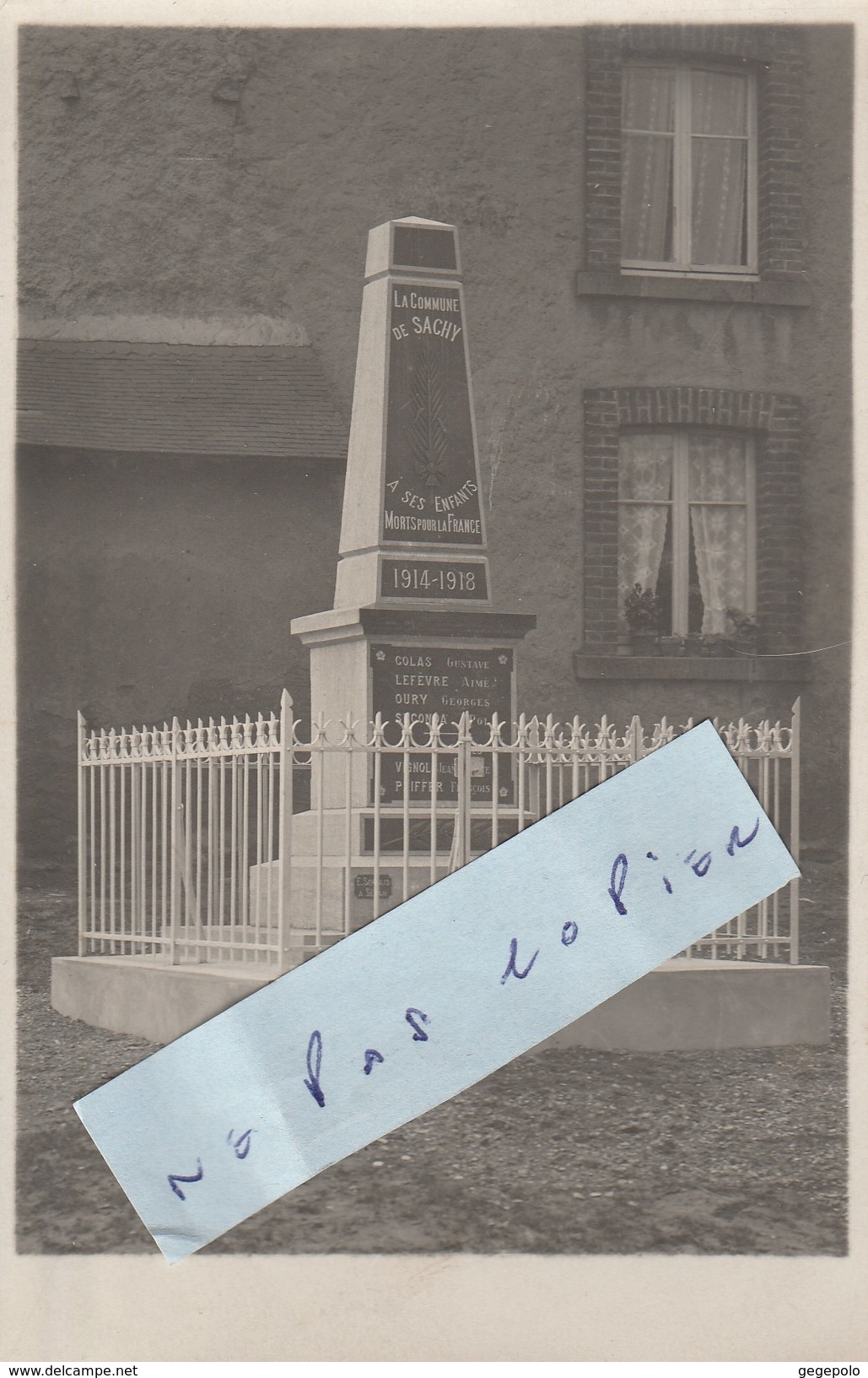 SACHY - Monument Aux Morts ( Carte-photo )     Rare - Autres & Non Classés
