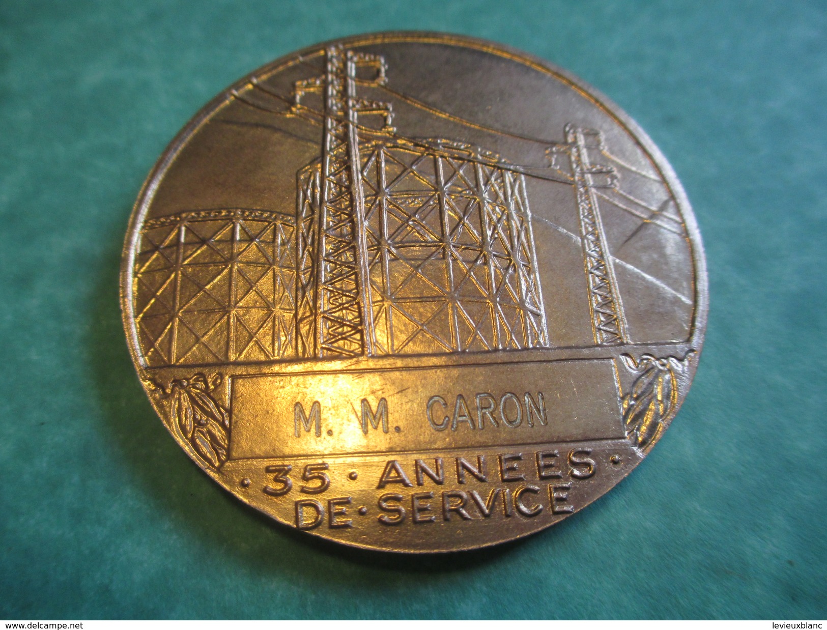 Médaille D'Ancienneté/ Entreprise/ Electricité De France Et Gaz De France/35 Années De Service/CARON/Type1961     MED101 - Professionnels / De Société