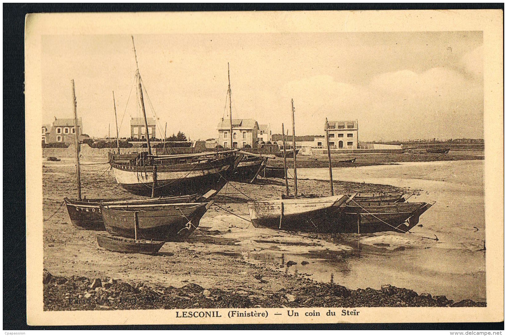 LESCONIL - Finistère - Un Coin Du Steîr -cpsm Sépia Voyagée 1935 -  Scans Recto Verso - Paypal Sans Frais - Lesconil