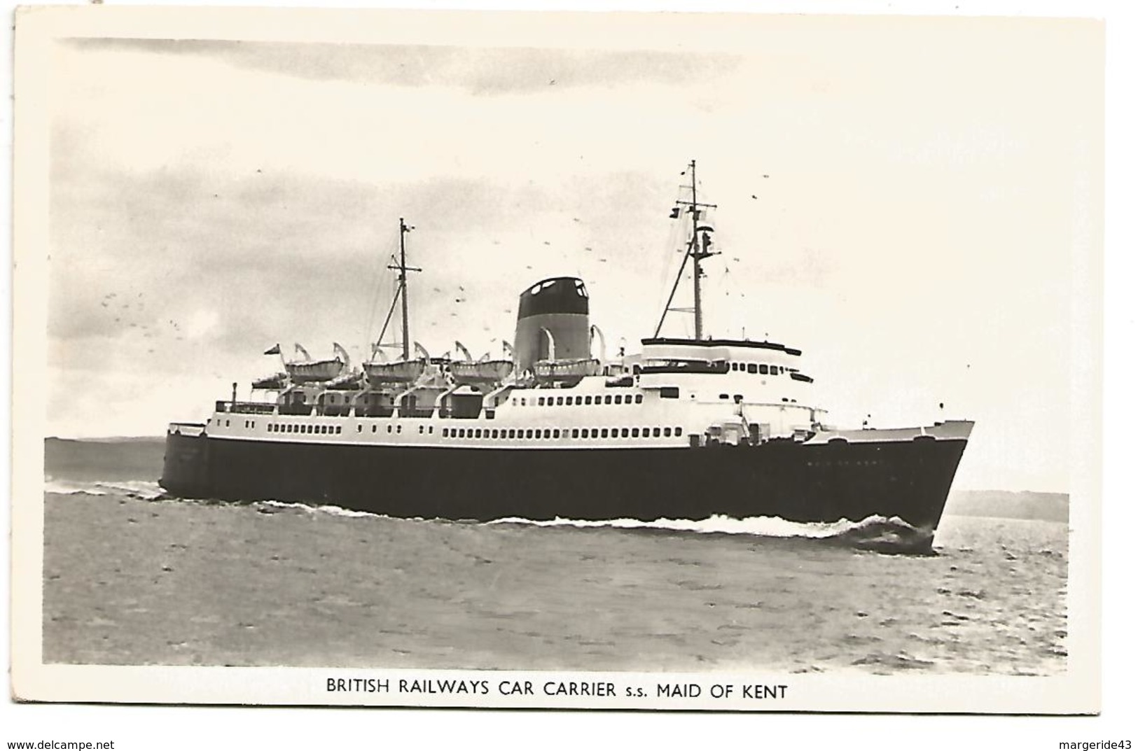 GB CPSM BRITISH RAILWAYS CAR CARRIER S.S. MAID OF KENT 1961 - Paquebote