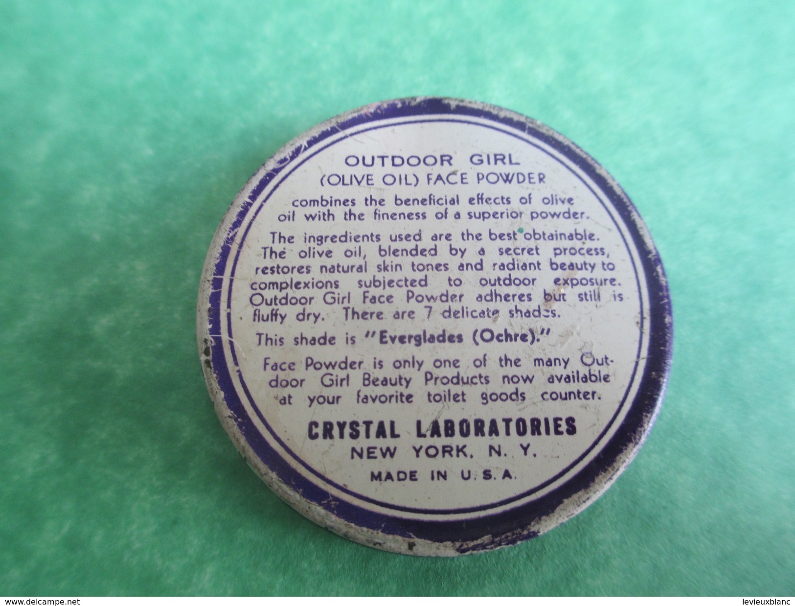 Face Powder/Outdoor Girl/The Olive Oil /Crystal Laboratories/New York/USA Petite Boite Métallique/Vers 1960-1970  PARF94 - Schoonheidsproducten