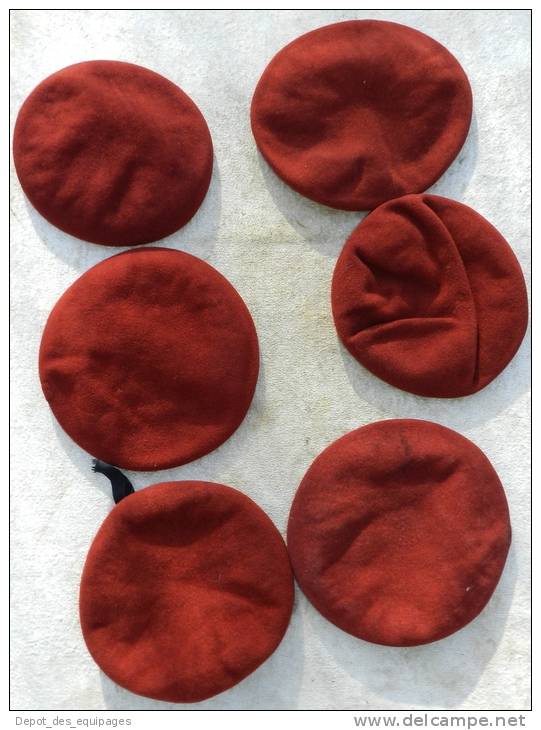 BERET ROUGE HUSSARD PARACHUTISTE - Casques & Coiffures