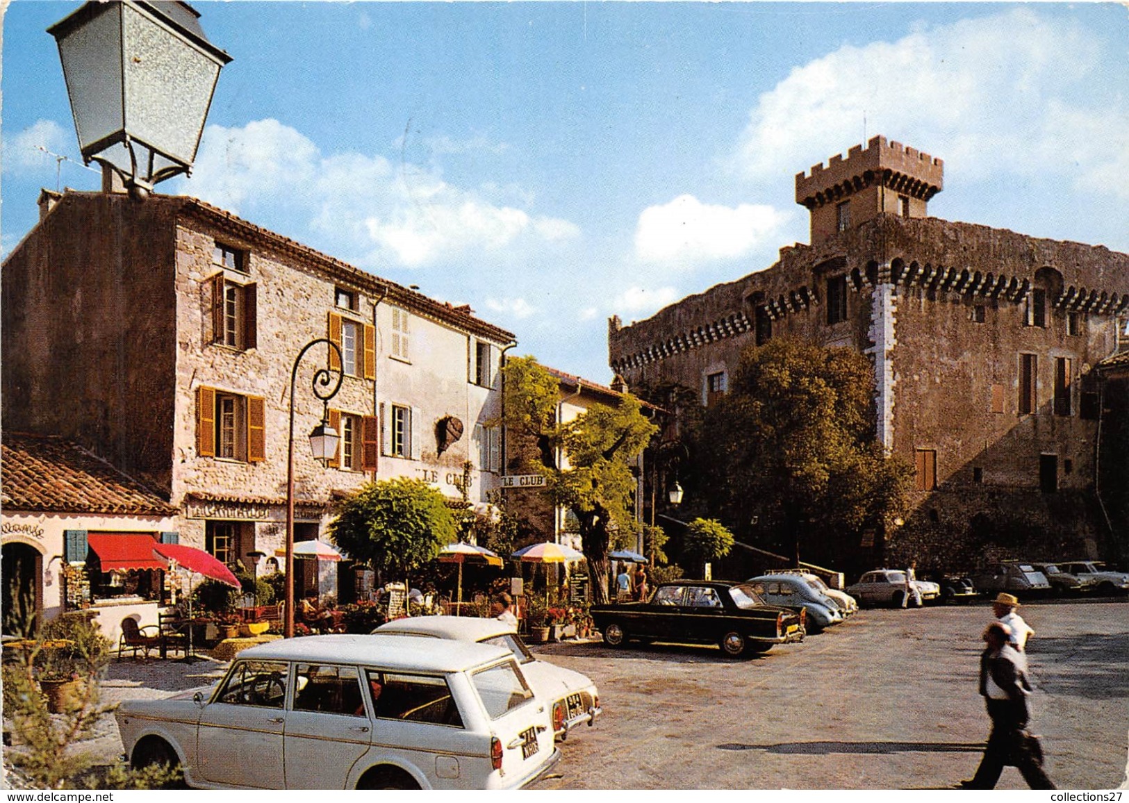 06-GAGNES-SUR-MER- LA PLACE DU CHATEAU ET LE CHATEAU DU HAUT DE CAGNES CHATEAU DU XIVe SIECLE BÂTI PAR LES GRIMALDI - Cagnes-sur-Mer