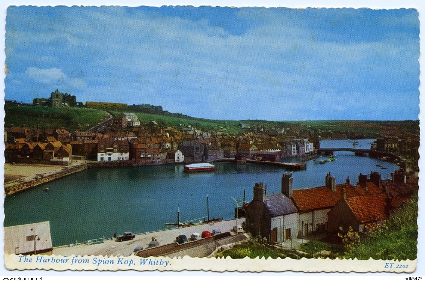 WHITBY : THE HARBOUR FROM SPION KOP / ADDRESS - HUTTON LE HOLE, LIM CROFT (HEWITT) - Whitby