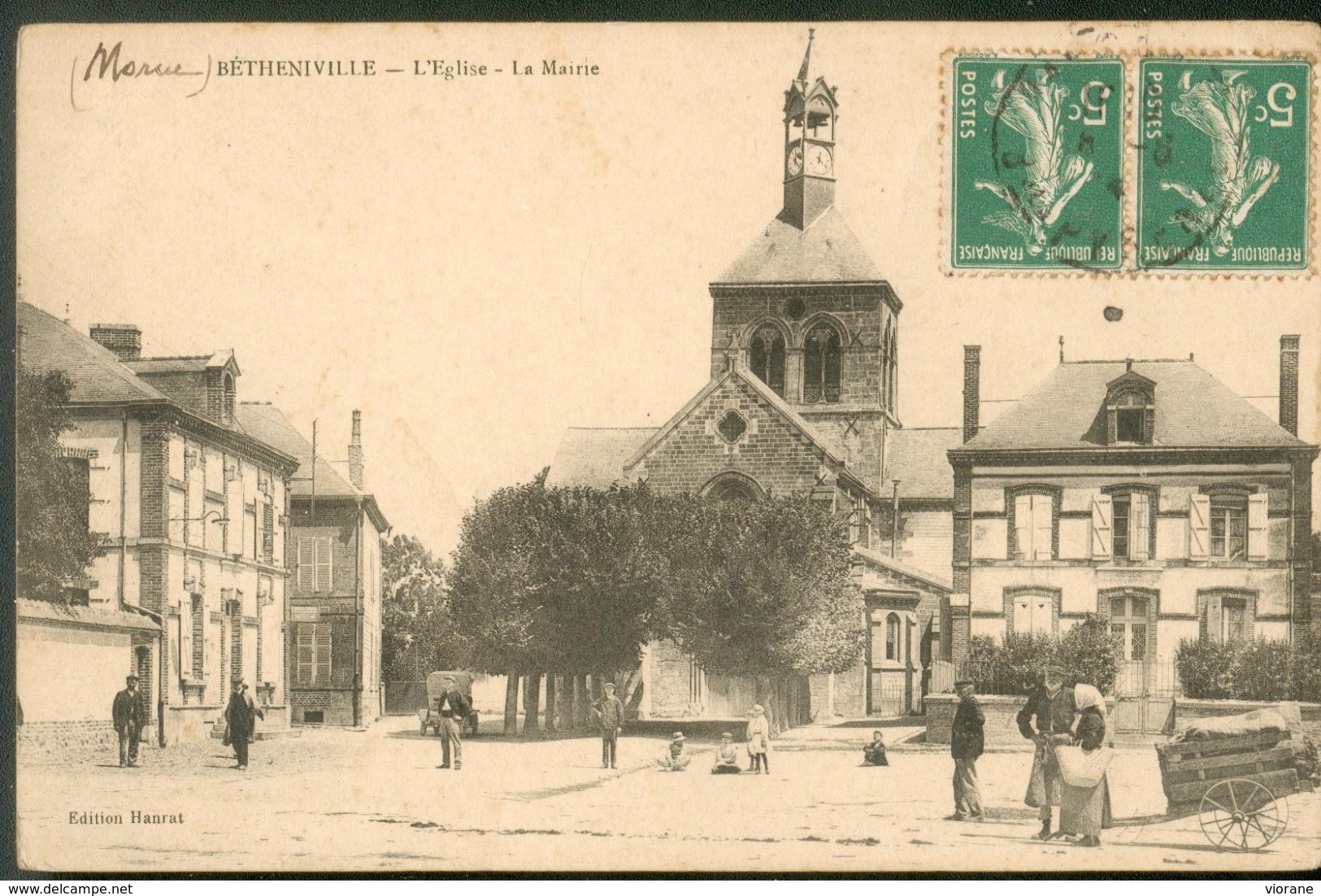 L'Eglise - La Mairie - Bétheniville