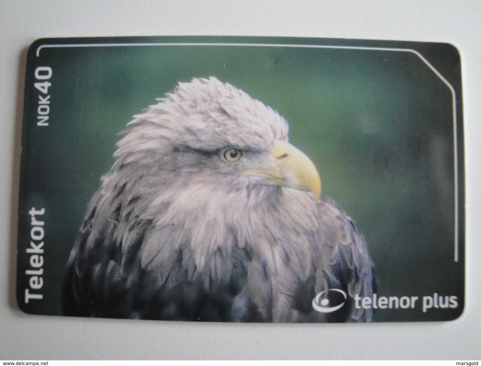 1 Chip Phonecard From Norway - Eagle - GEM Red - Norway