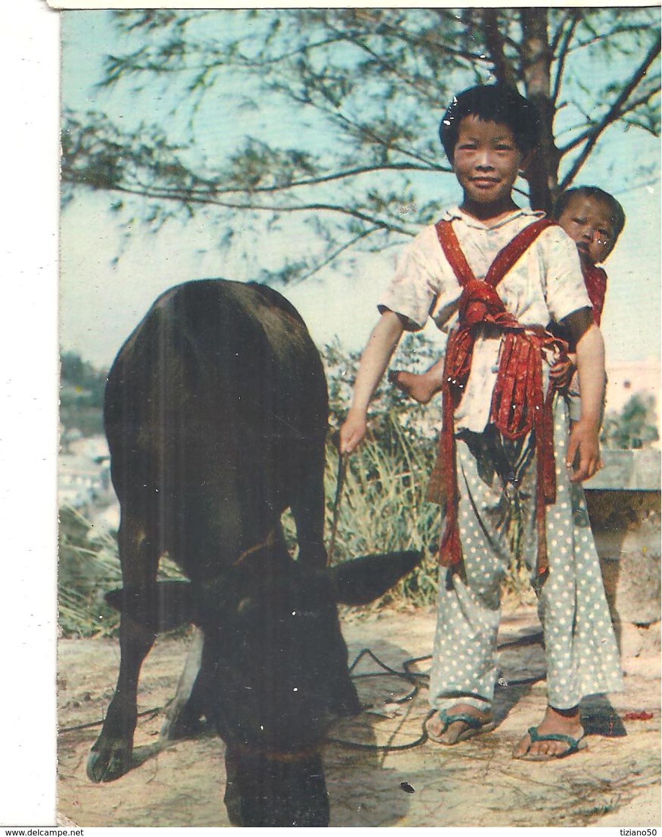 HONG KONG.PICCOLA GUARDIANA.viaggiata No 1970-z279-t - Azië