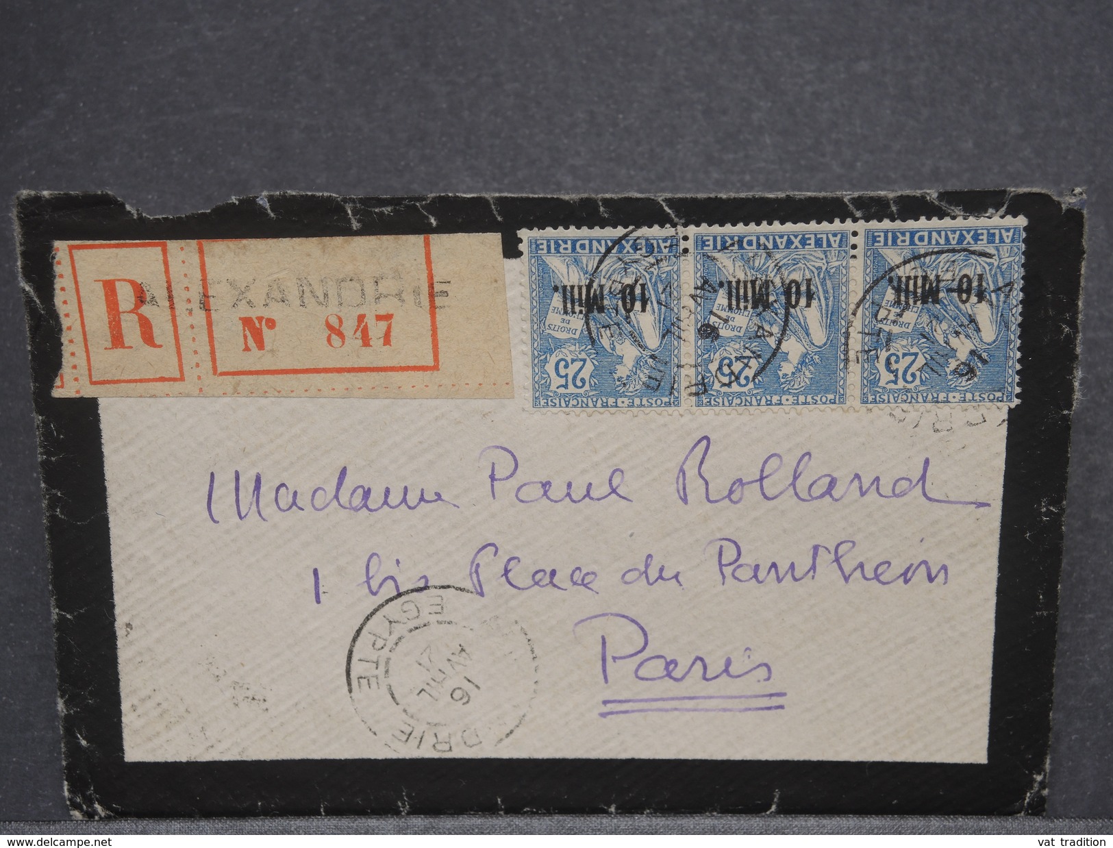 FRANCE / ALEXANDRIE - Enveloppe En Recommande Pour Paris En 1921,affr. Type Mouchon Surchargé En Bande De 3 - L 7305 - Storia Postale