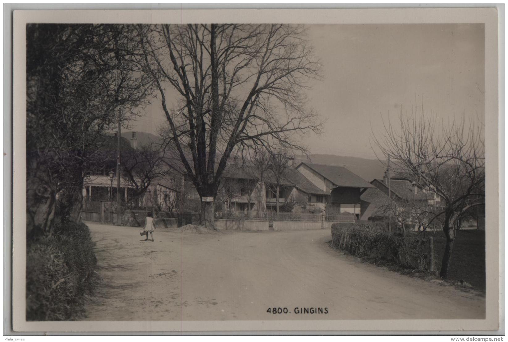 Gingins - Partie Du Village - Animee - Photo: Perrochet-Matile No. 4800 - Gingins