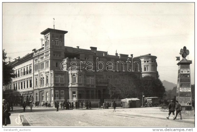 T2 Brass&oacute;, Kronstadt, Brasov; Kertsch Nyaral&oacute;, Utcak&eacute;p HirdetÅ‘oszloppal / Villa, Street View... - Non Classificati